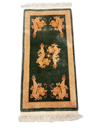 Lot 804 - A Chinese wool rug, late 20th century