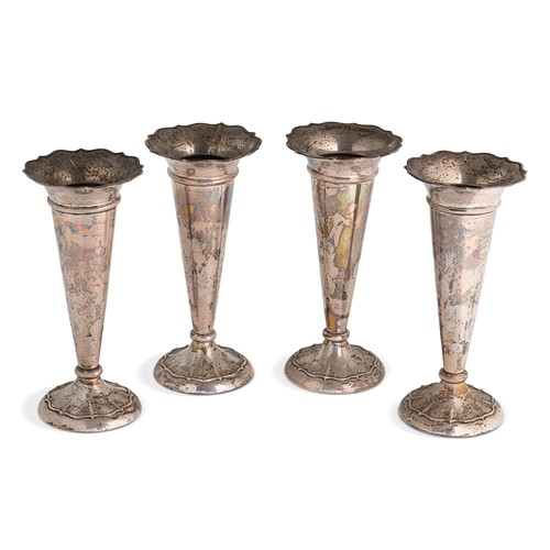 Lot 552 - A set of 4 George VI silver trumpet vases