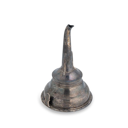 Lot 442 - A George III silver wine funnel