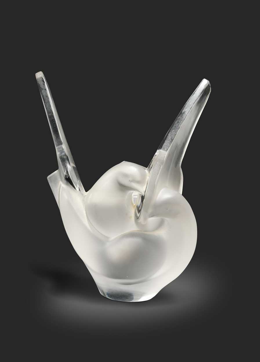 Lot 8 - Sylvie, a Lalique frosted glass vase, circa 1980s