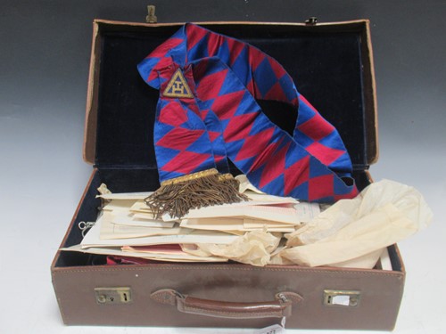 Lot 224 - A collection of Masonic items relating to...