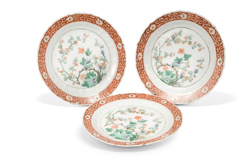 Lot 13 - A set of seven Chinese famille verte plates, Kangxi Emperor (1662-1722)