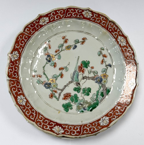 Lot 13 - A set of seven Chinese famille verte plates, Kangxi Emperor (1662-1722)