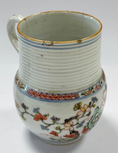 Lot 23 - A Chinese famille verte porcelain tea cannister, Kangxi Emperor, circa 1700