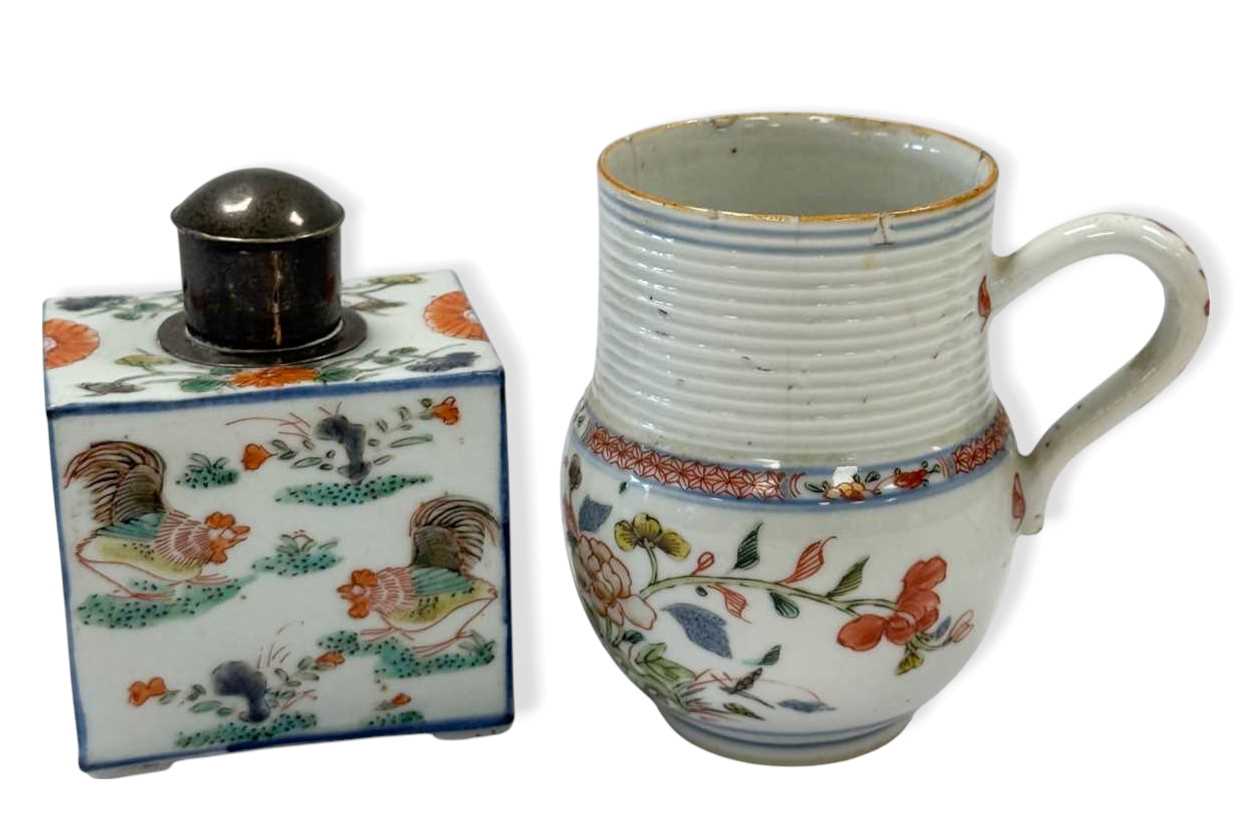 Lot 23 - A Chinese famille verte porcelain tea cannister, Kangxi Emperor, circa 1700