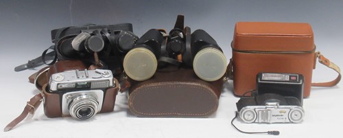 Lot 179 - Pentex binoculars; Voightlander camera and a...