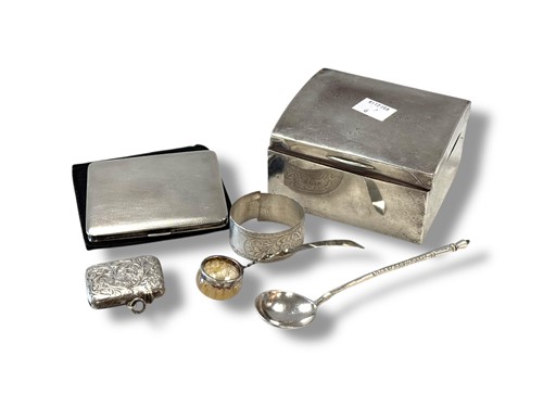Lot 363 - A small collection of silver including...