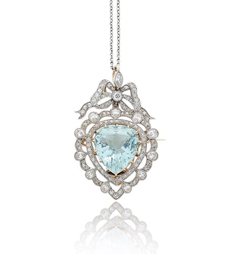 Lot 140 - A Belle Epoque aquamarine and diamond pendant/brooch