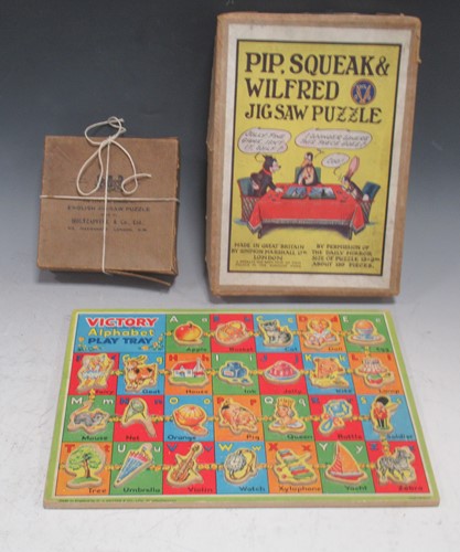 Lot 185 - An early 20th century boxed English jigsaw...