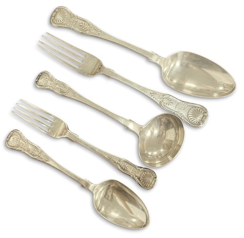 Lot 600 - Edinburgh - A 29-piece set of Victorian silver flatware