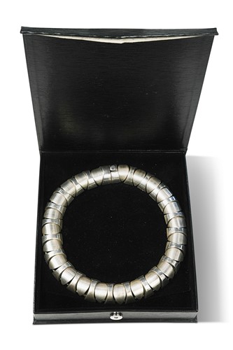 Lot 167 - A modernist silver collarette necklace