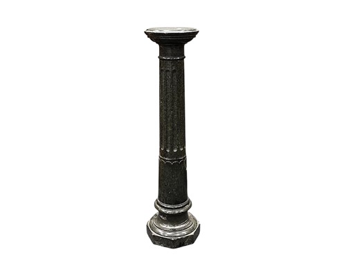 Lot 728 - An early 20th century mottled green marble...
