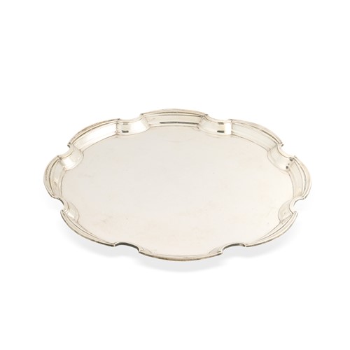 Lot 457 - A George VI silver tray