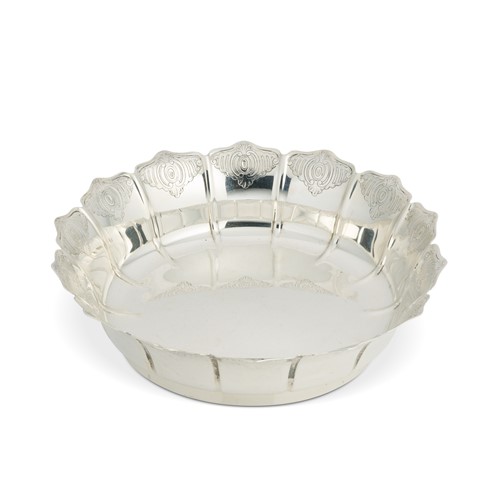 Lot 444 - A George V silver strawberry style dish