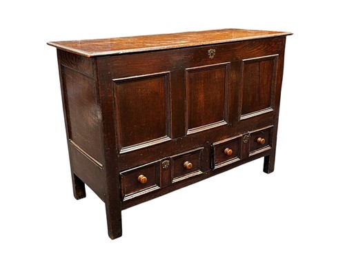 Lot 620 - An 18th century oak mule chest, 92 x 130 x 52cm