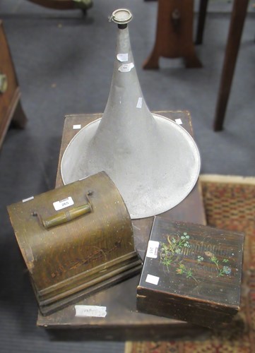 Lot 265 - An early 20th century cased Thomas Edison Gem...