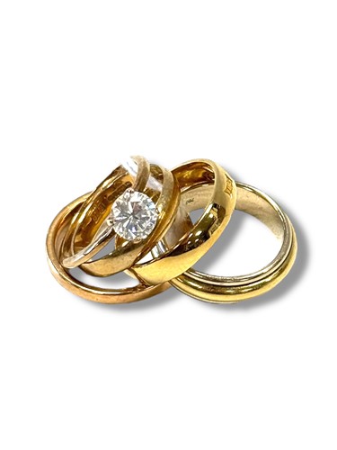 Lot 315 - Three hallmarked 18ct gold rings, gross weight...