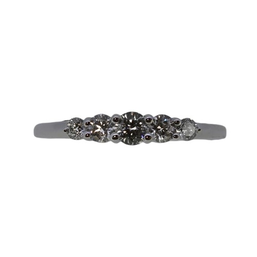 Lot 93 - An 18ct gold five stone diamond ring