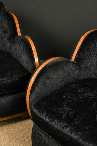 Lot 233 - Attributed to Harry & Lou Epstein, a pair of Art Deco Cloud armchairs, circa 1930