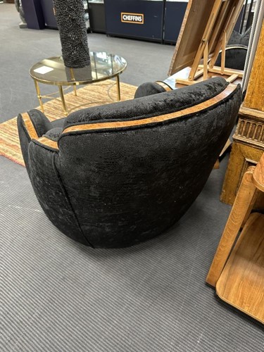 Lot 233 - Attributed to Harry & Lou Epstein, a pair of Art Deco Cloud armchairs, circa 1930