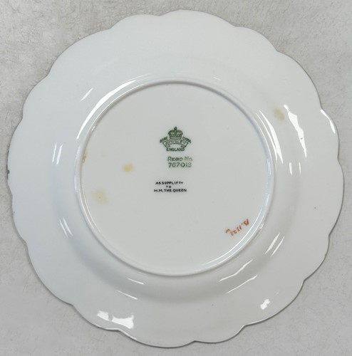 Lot 24 - Aynsley, a 'Butterfly and Cabbage' pattern part tea service