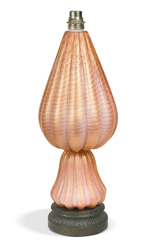 Lot 13 - Attributed to Barovier & Toso, a Murano glass 'Coronato d'Ora' table lamp