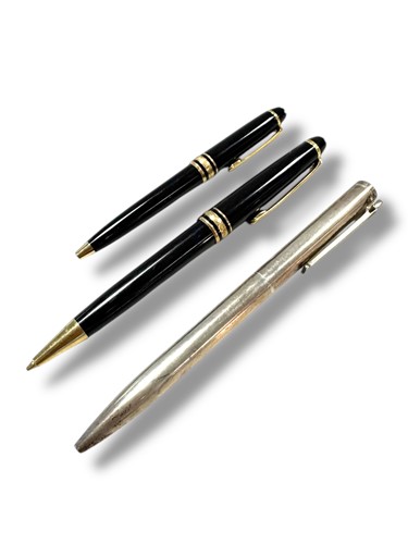 Lot 332 - A Montblanc Meisterstuck propelling pencil, a...
