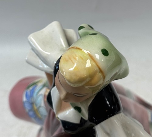 Lot 25 - Giovanni Ronzan (1906-1974), an Italian pottery model of a lady