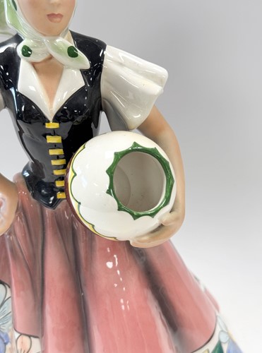 Lot 25 - Giovanni Ronzan (1906-1974), an Italian pottery model of a lady