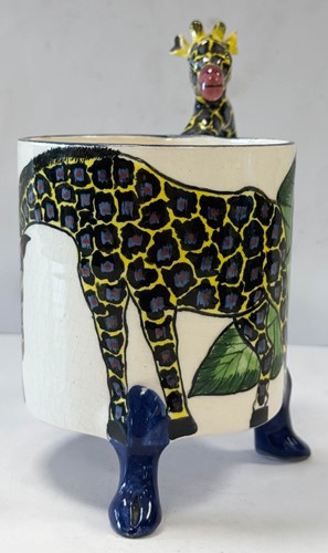 Lot 41 - A collection of Ardmore pottery