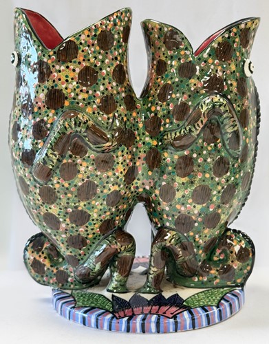 Lot 41 - A collection of Ardmore pottery