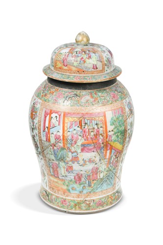 Lot 39 - A Chinese Canton porcelain large vase and cover, Qing Dynasty, 19th century