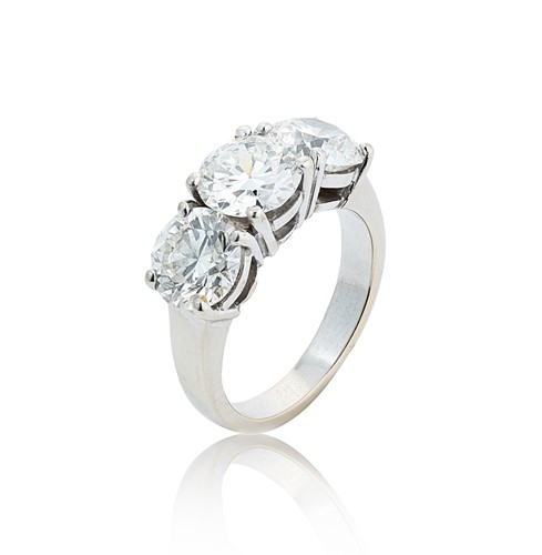 Lot 209A - A three stone diamond ring