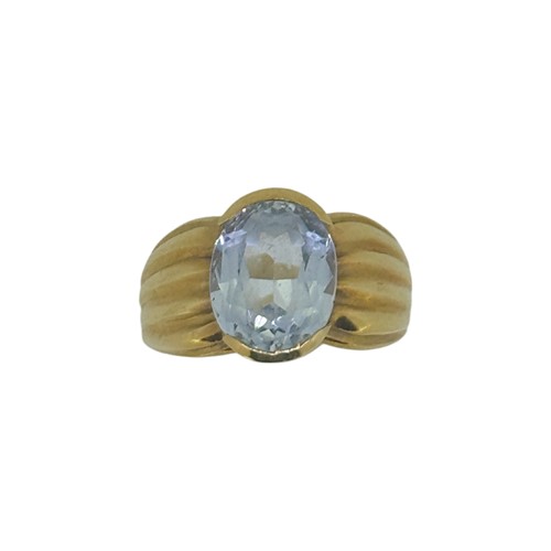 Lot 107 - A single stone synthetic spinel ring