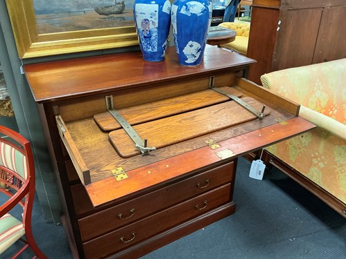 Lot 372 - An Edwardian ship's chest of drawers