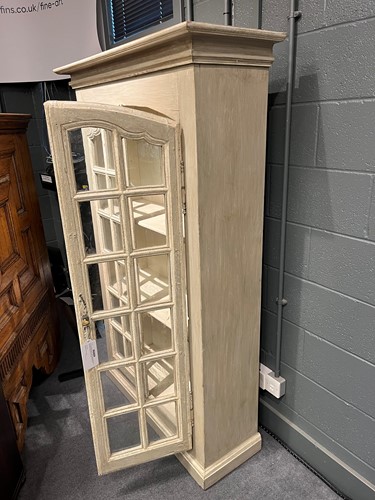 Lot 473 - A French provincial style painted glazed bookcase, 20th century