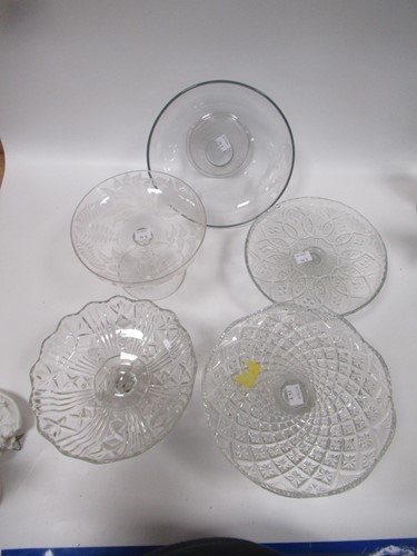 Lot 21 - An engraved cake stand or tazza with all over...