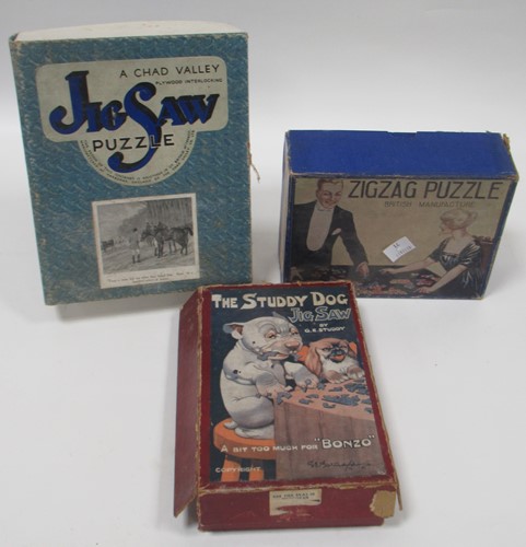 Lot 121 - Large quantity of games to include 'Rich Uncle'...