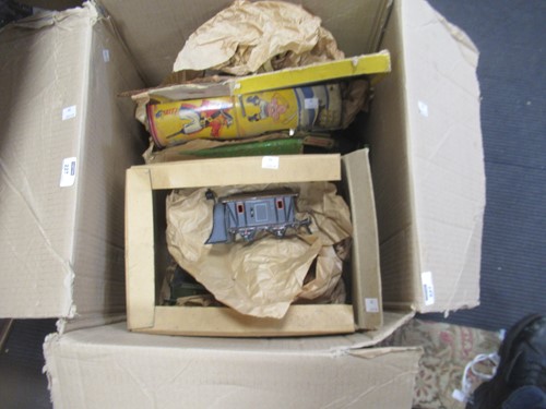 Lot 227 - Large box of Hornby: 31240 locomotive in brown...