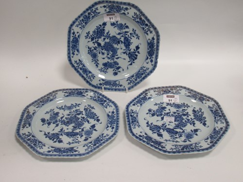 Lot 91 - A set of three 18th century Chinese export...