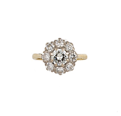 Lot 203 - A late 20th century 18ct gold diamond cluster ring