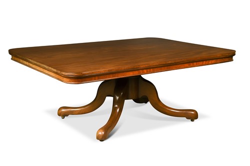 Lot 427 - A large mahogany breakfast table, mid 19th century