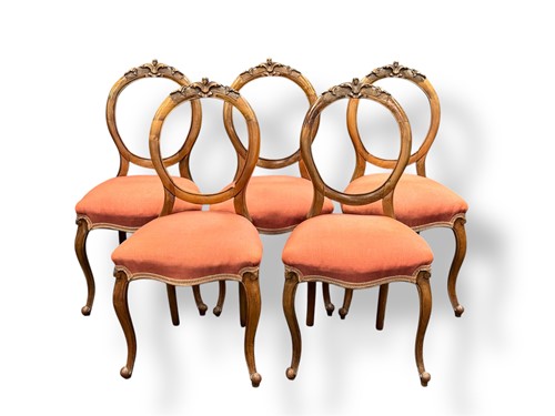 Lot 577 - A set of five Victorian balloon back dining...