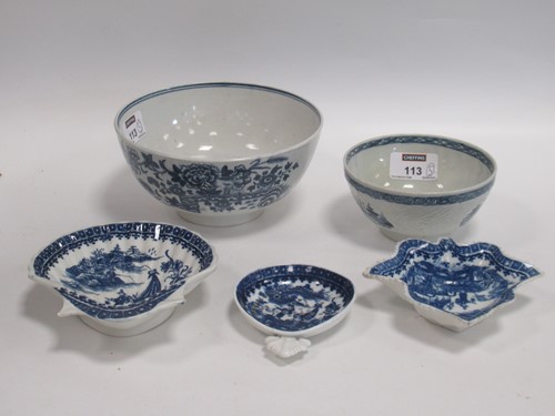 Lot 113 - A group of 18th century Worcester blue and...