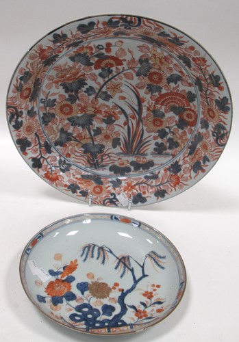 Lot 10 - An Imari porcelain dish, 19th century, 36cm...