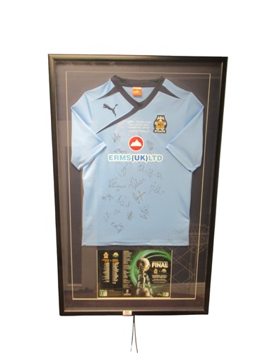 Lot 219 - A signed Cambridge United 2014 FA Trophy Final...
