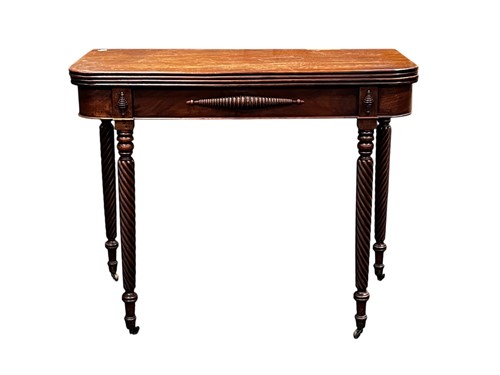 Lot 590 - An early 19th century mahogany tea...