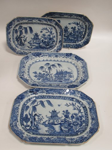 Lot 34 - A pair of 19th century Chinese blue and white...