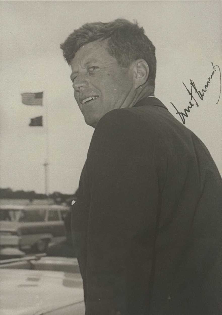 Lot 17 - John F. Kennedy