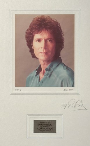 Lot 35 - Cliff Richard